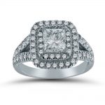 Custom engagement ring by Novell's Custom Shop.