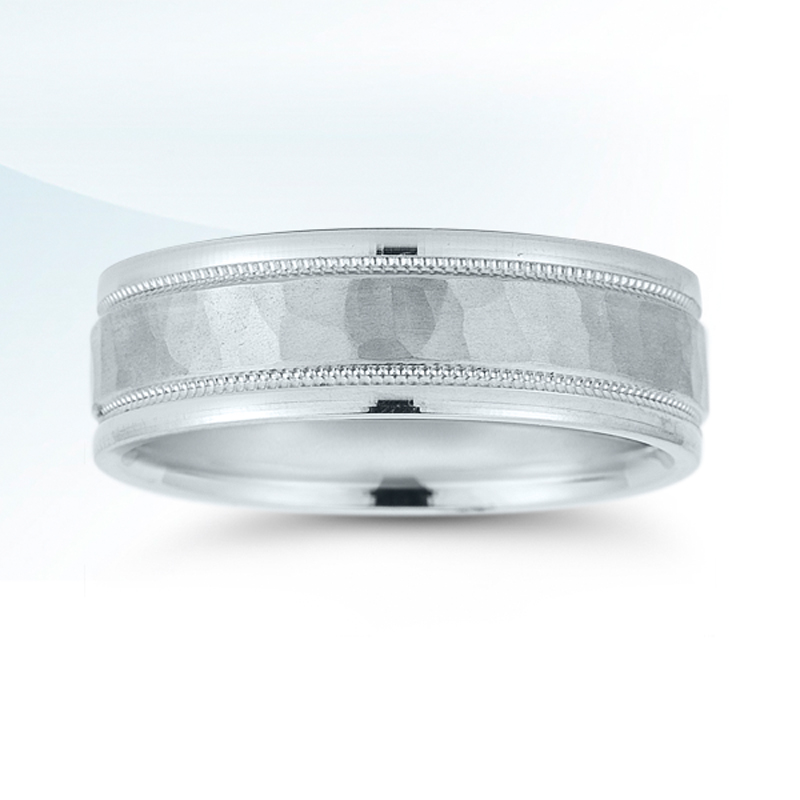 Platinum men's classic Novell wedding band - made better in America.