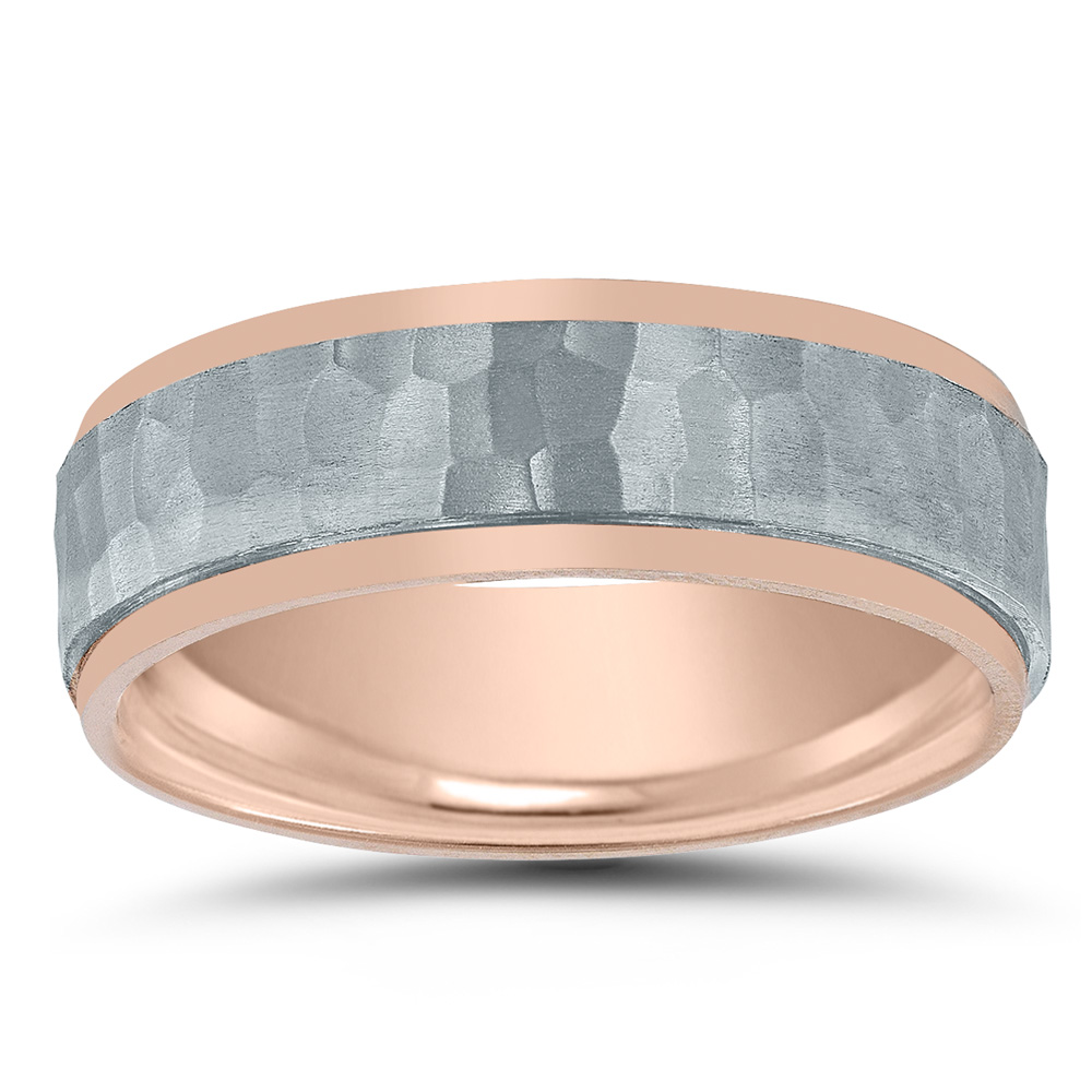 Novell wedding band - from the Colors Collection.