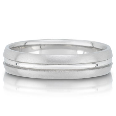C7912/5GP is a wedding band that is 6mm wide.