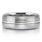  X2006-7GQP is a platinum-palladium combination wedding band that is 7mm wide.