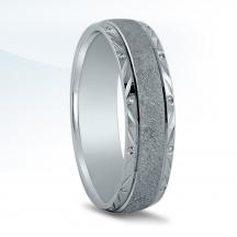 Men's Carved Wedding Band N16525