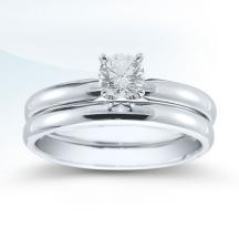 Engagement ring by Novell