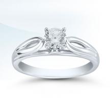 Engagement ring by Novell