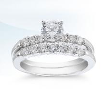 Engagement ring by Novell