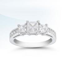 Engagement ring by Novell