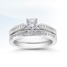 Engagement ring by Novell