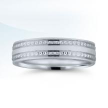 Wedding band by Novell